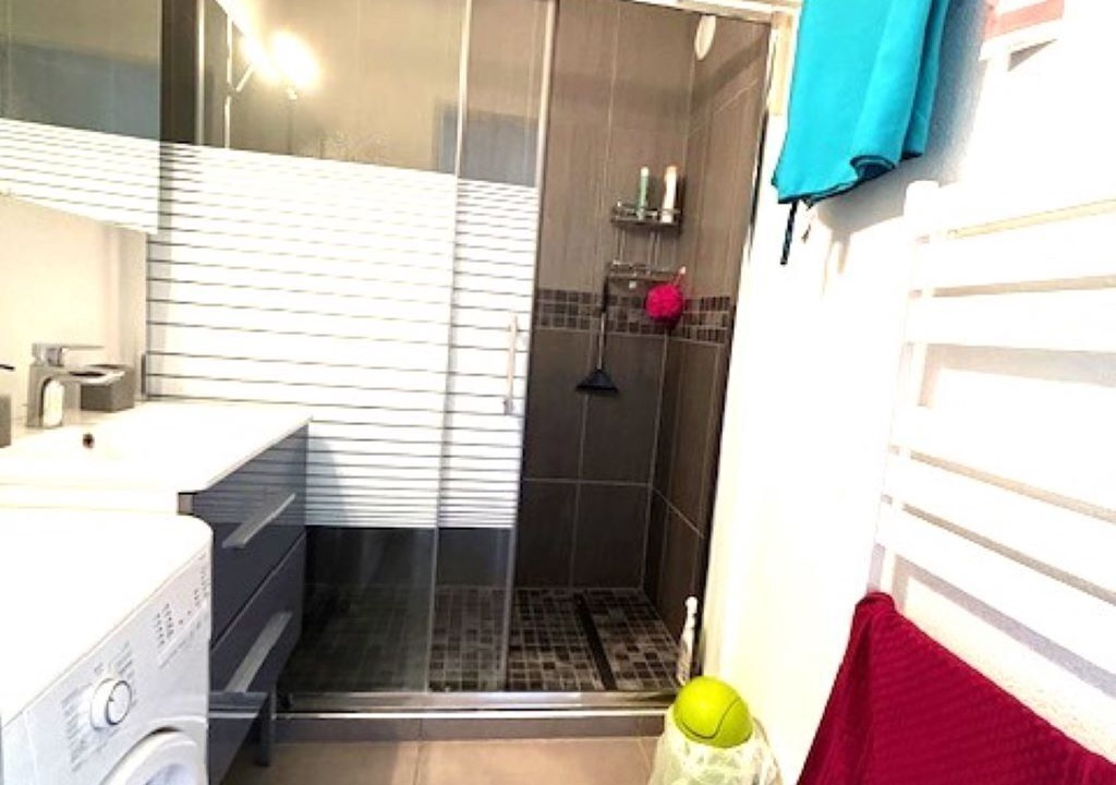 Photo of Bathroom in Boulouris-sur-Mer