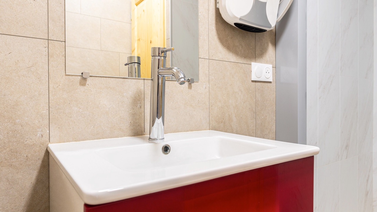 Photo of Bathroom in Saint-Etienne-de-Cuines