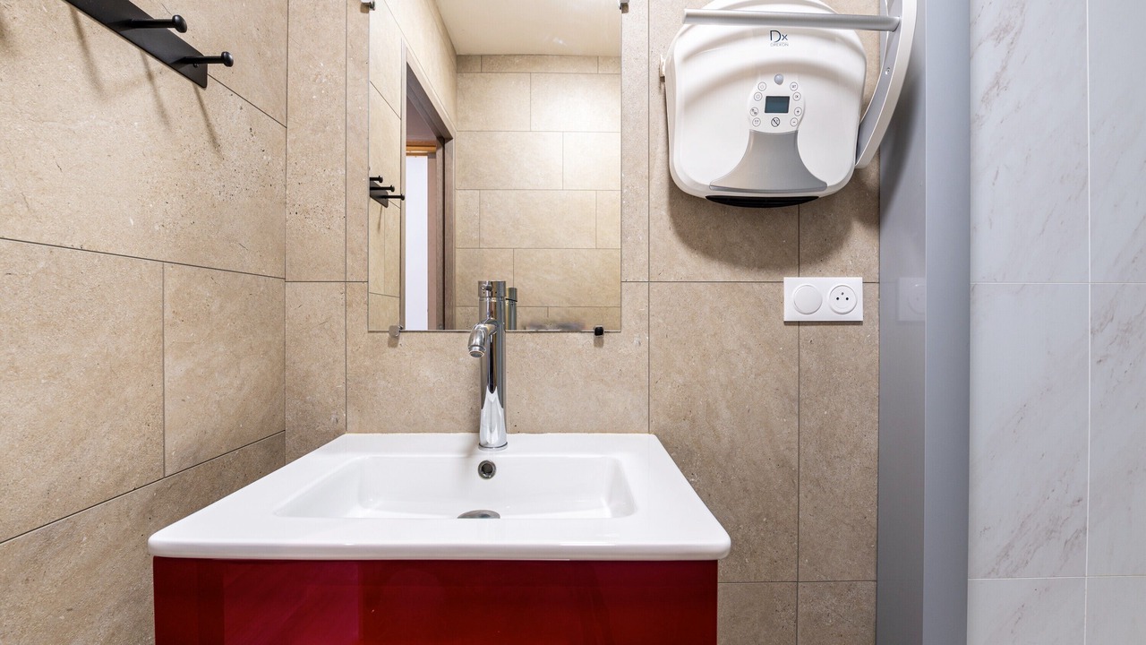 Photo of Bathroom in Saint-Etienne-de-Cuines