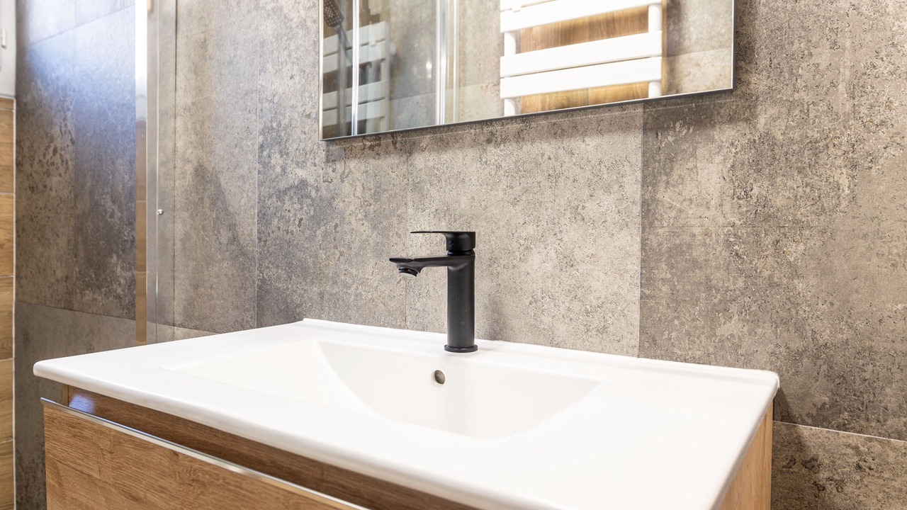 Photo of Bathroom in Saint-Etienne-de-Cuines