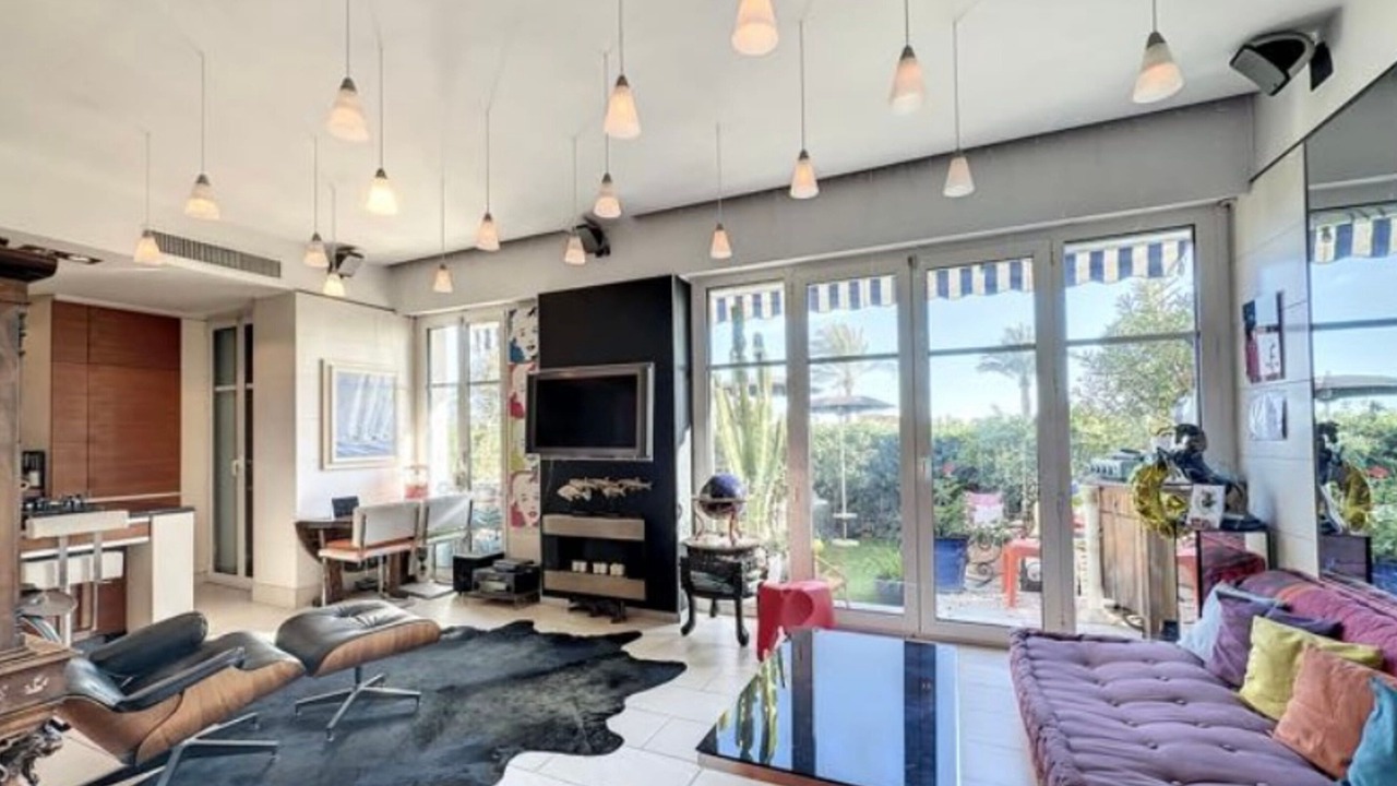Photo of Livingroom in Les Baumettes