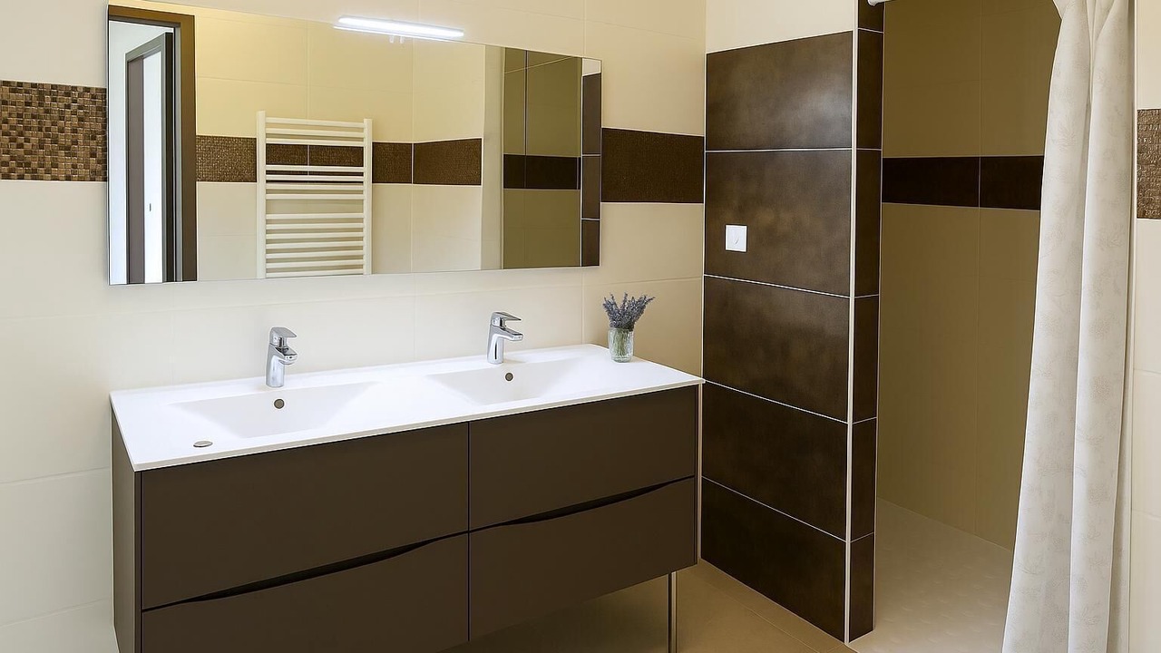 Photo of Bathroom in Les Baraques