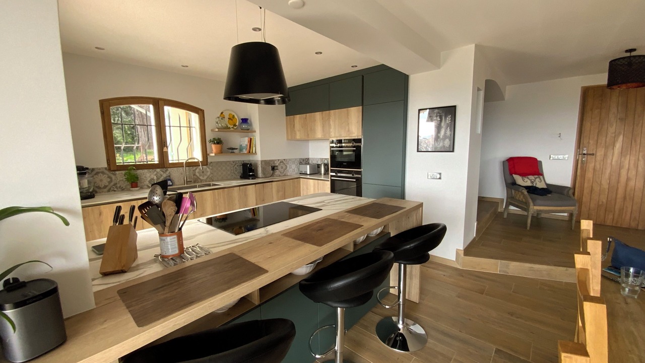 Photo of Kitchen in Saint-Vallier-de-Thiey