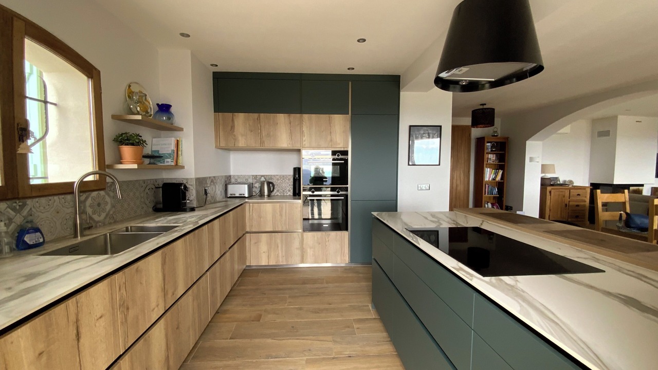 Photo of Kitchen in Saint-Vallier-de-Thiey