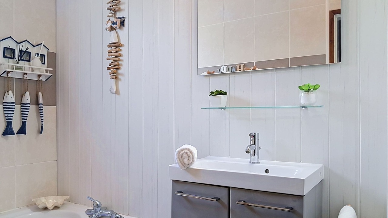 Photo of Bathroom in Carcans