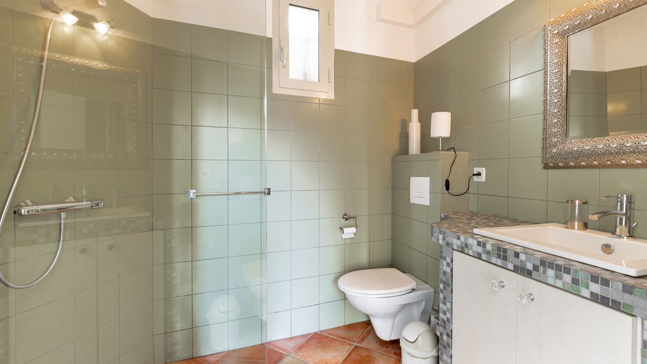 Photo of Bathroom in Saint-Martin-du-Var
