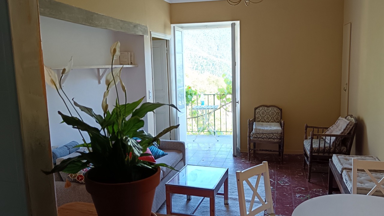 Photo of Livingroom in Sigale
