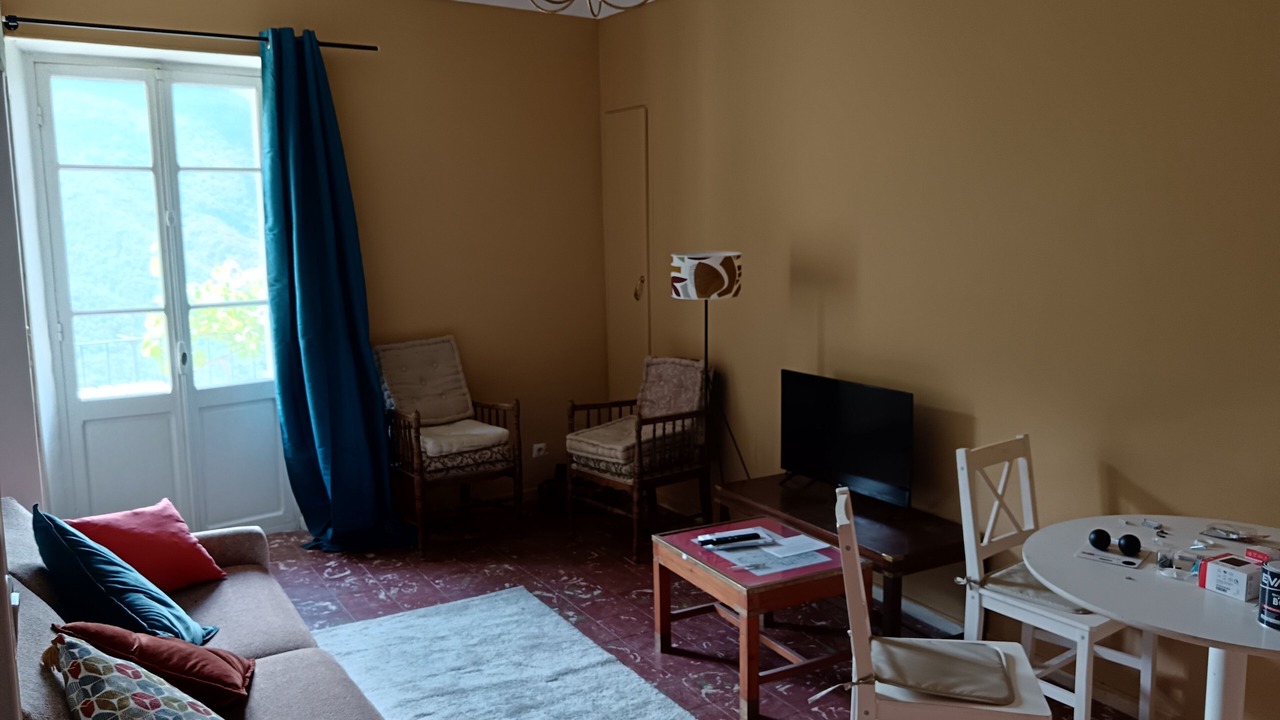 Photo of Livingroom in Sigale