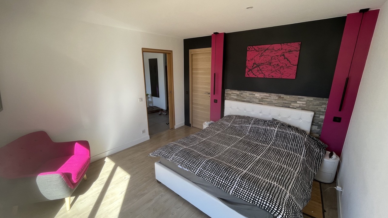 Photo of Bedroom in Saint-Vallier-de-Thiey