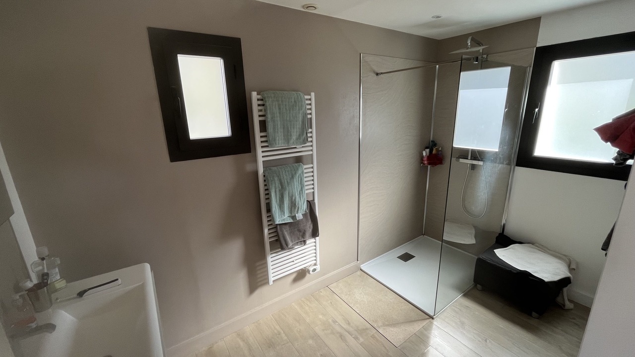 Photo of Bathroom in Saint-Vallier-de-Thiey