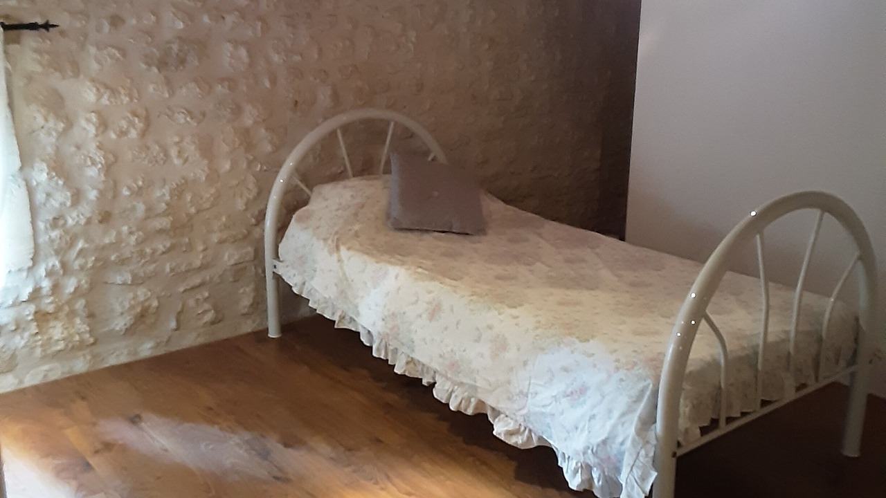 Photo of Bedroom in Montpellier de Medillan