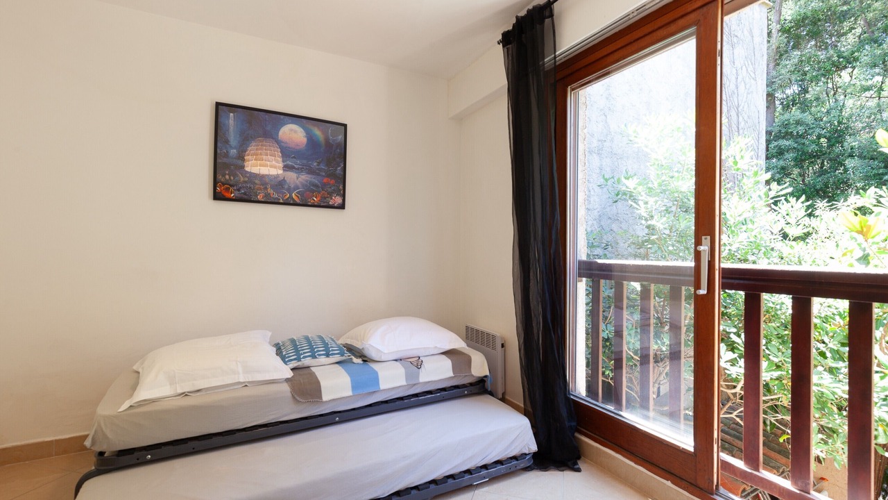 Photo of Bedroom in Le Mourillon