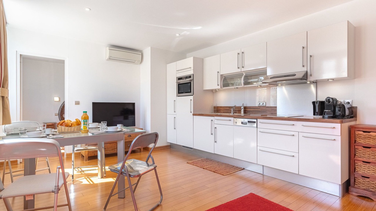 Photo of Bedroom in Saint-Tropez City Centre