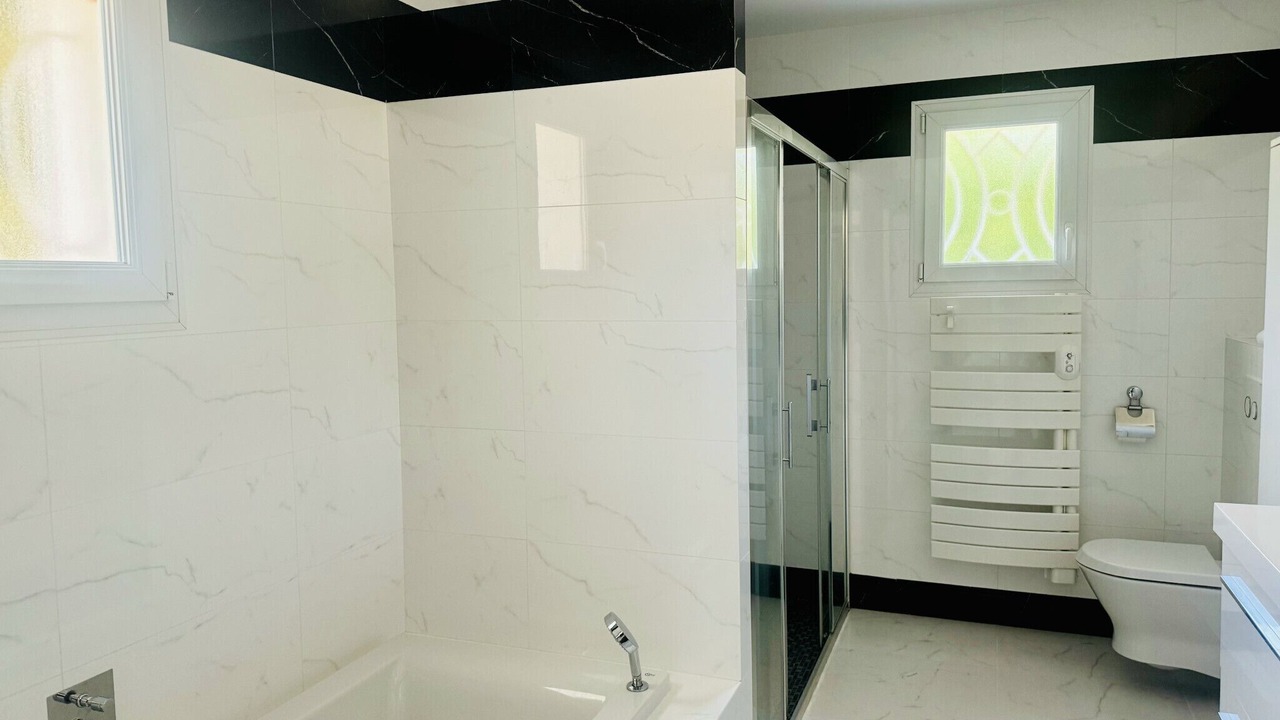 Photo of Bathroom in Saint-Cezaire-sur-Siagne