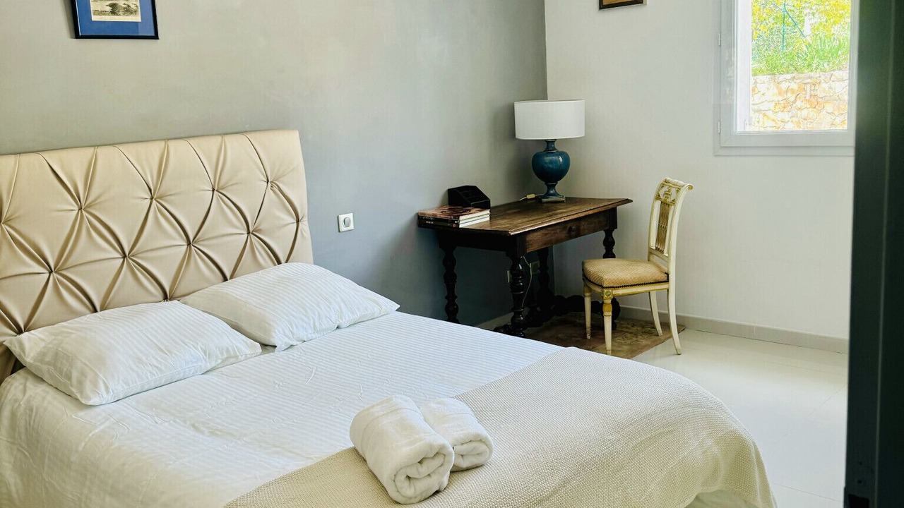 Photo of Bedroom in Saint-Cezaire-sur-Siagne