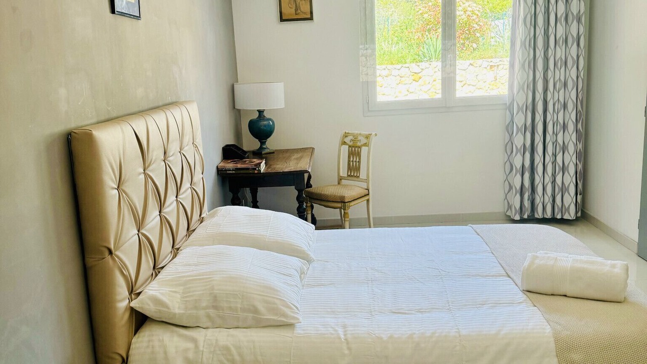 Photo of Bedroom in Saint-Cezaire-sur-Siagne
