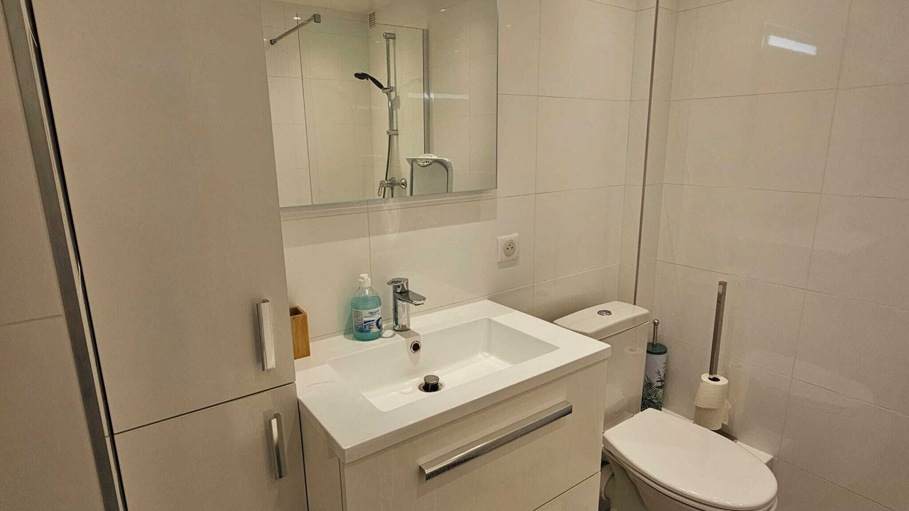 Photo of Bathroom in Prado - Republique