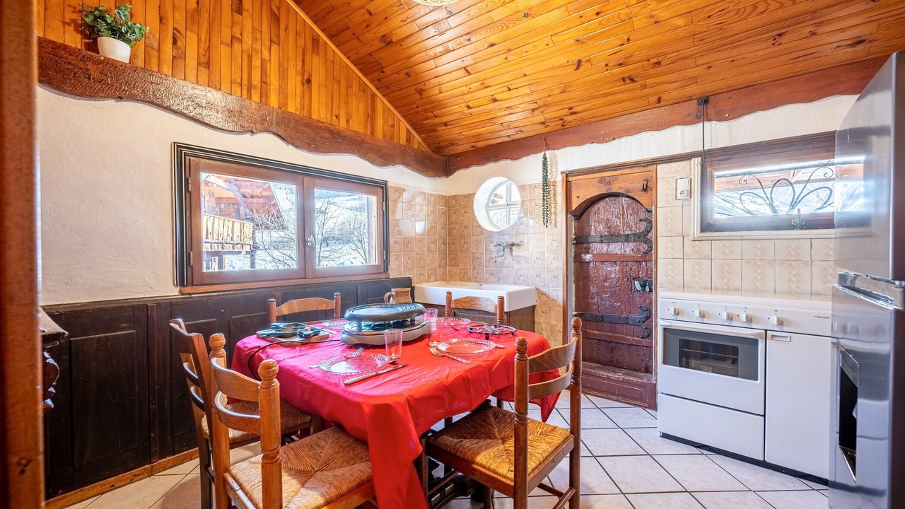 Photo of Kitchen in Albiez-le-Vieux