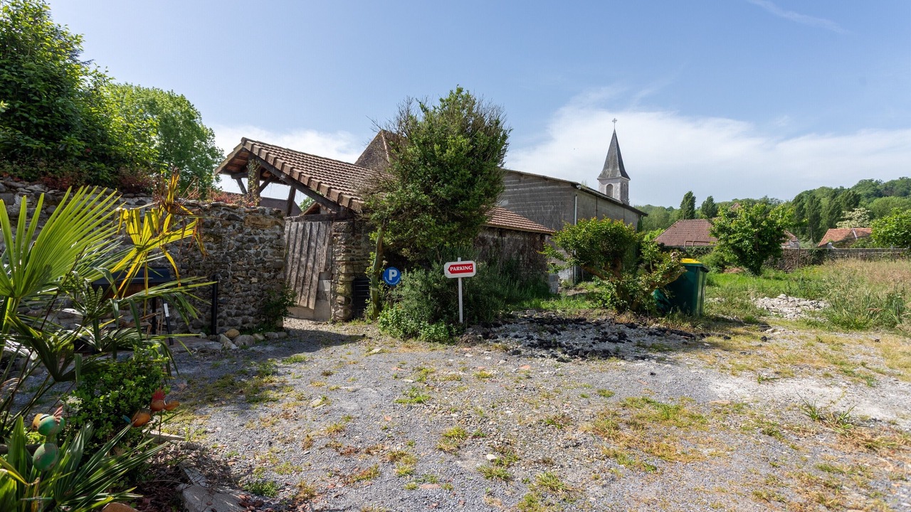 Photo of Outdoor in Mont