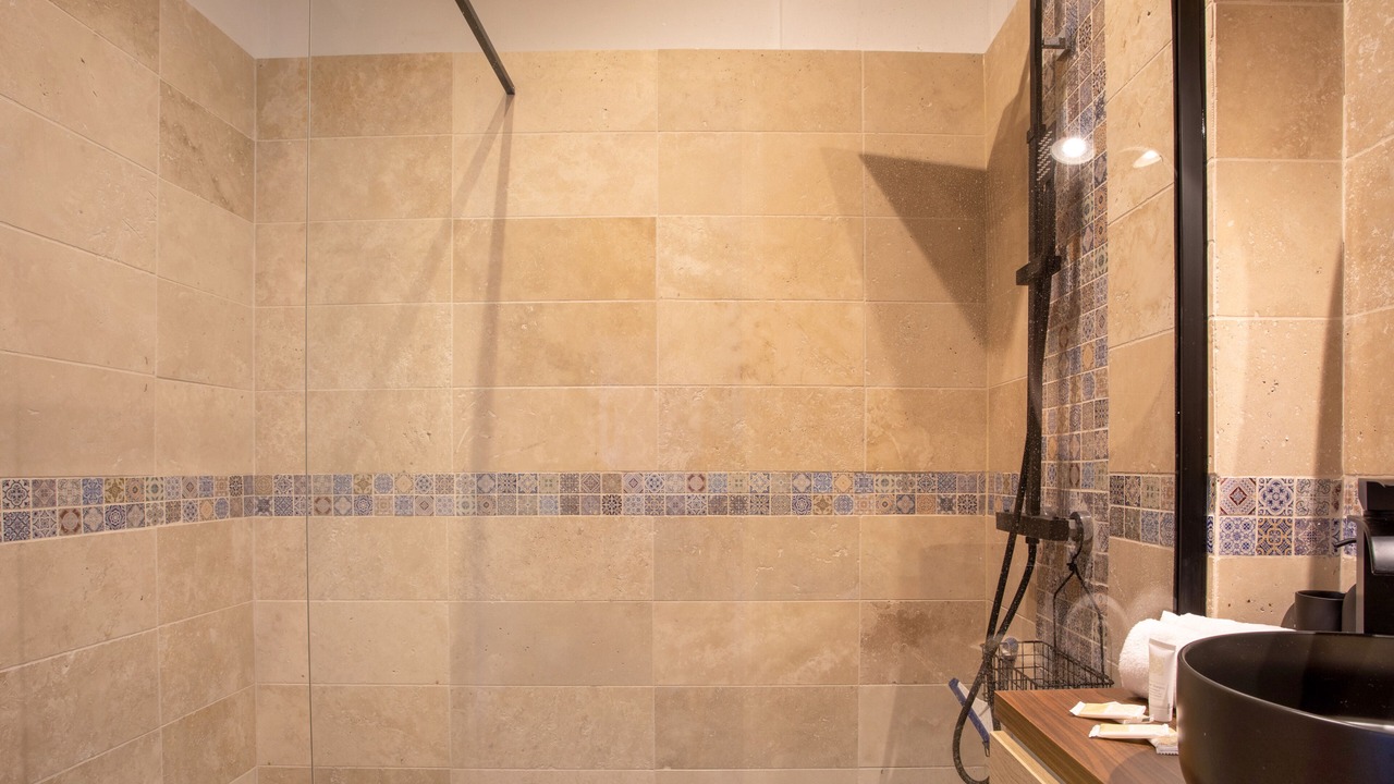 Photo of Bathroom in Liberation