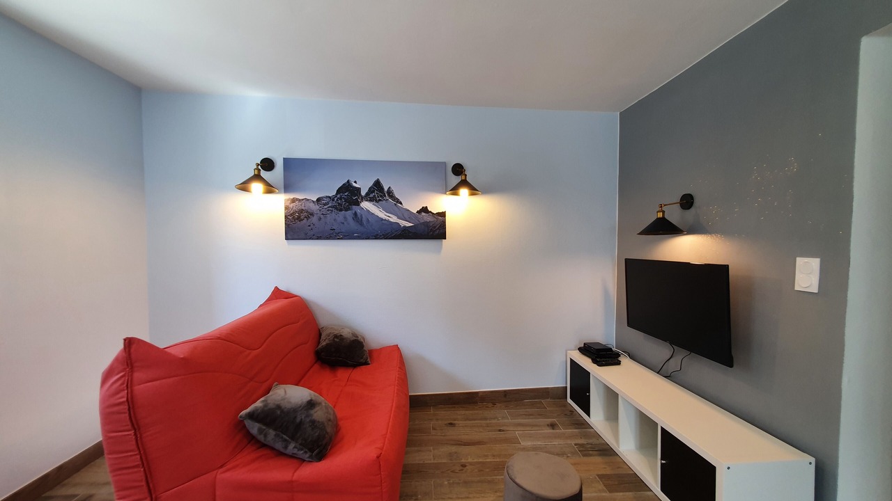 Photo of Livingroom in Pontamafrey-Montpascal