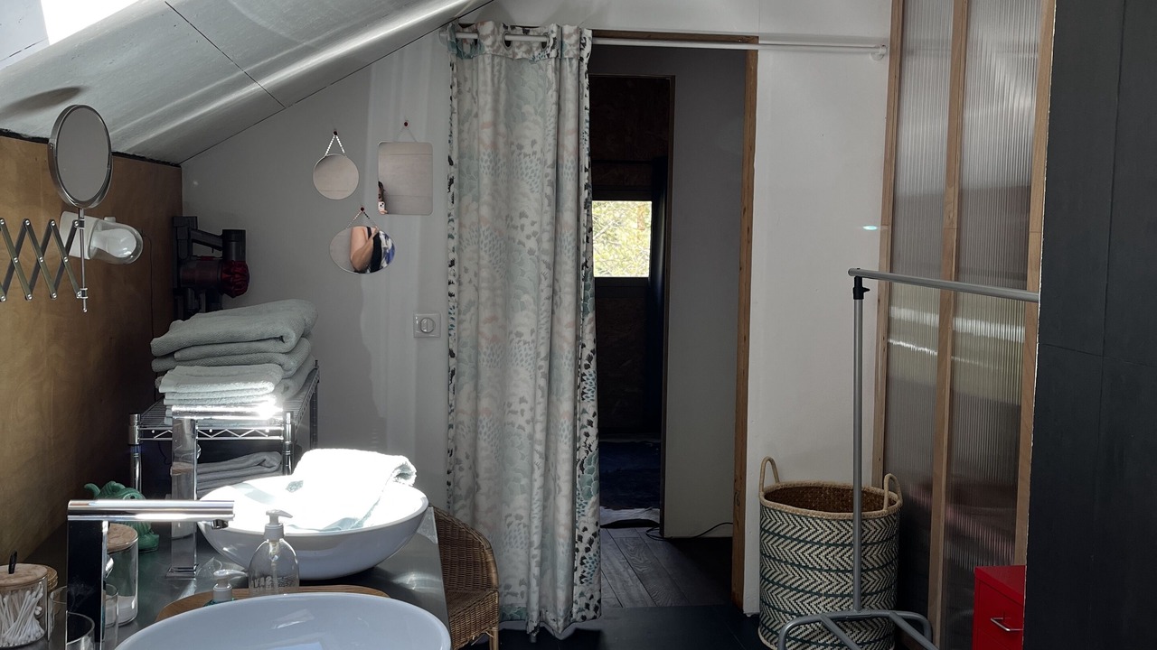 Photo of Bathroom in La Roque-en-Provence