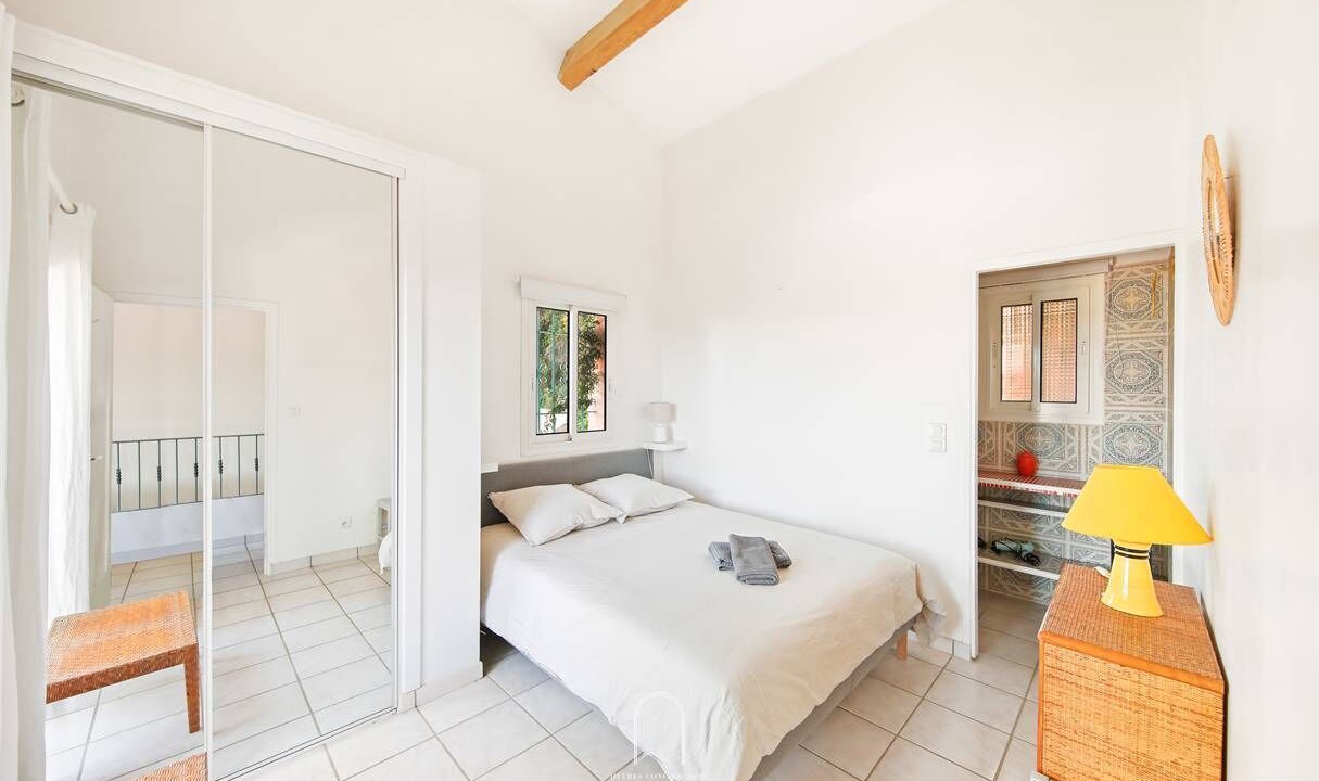 Photo of Bedroom in Hyeres