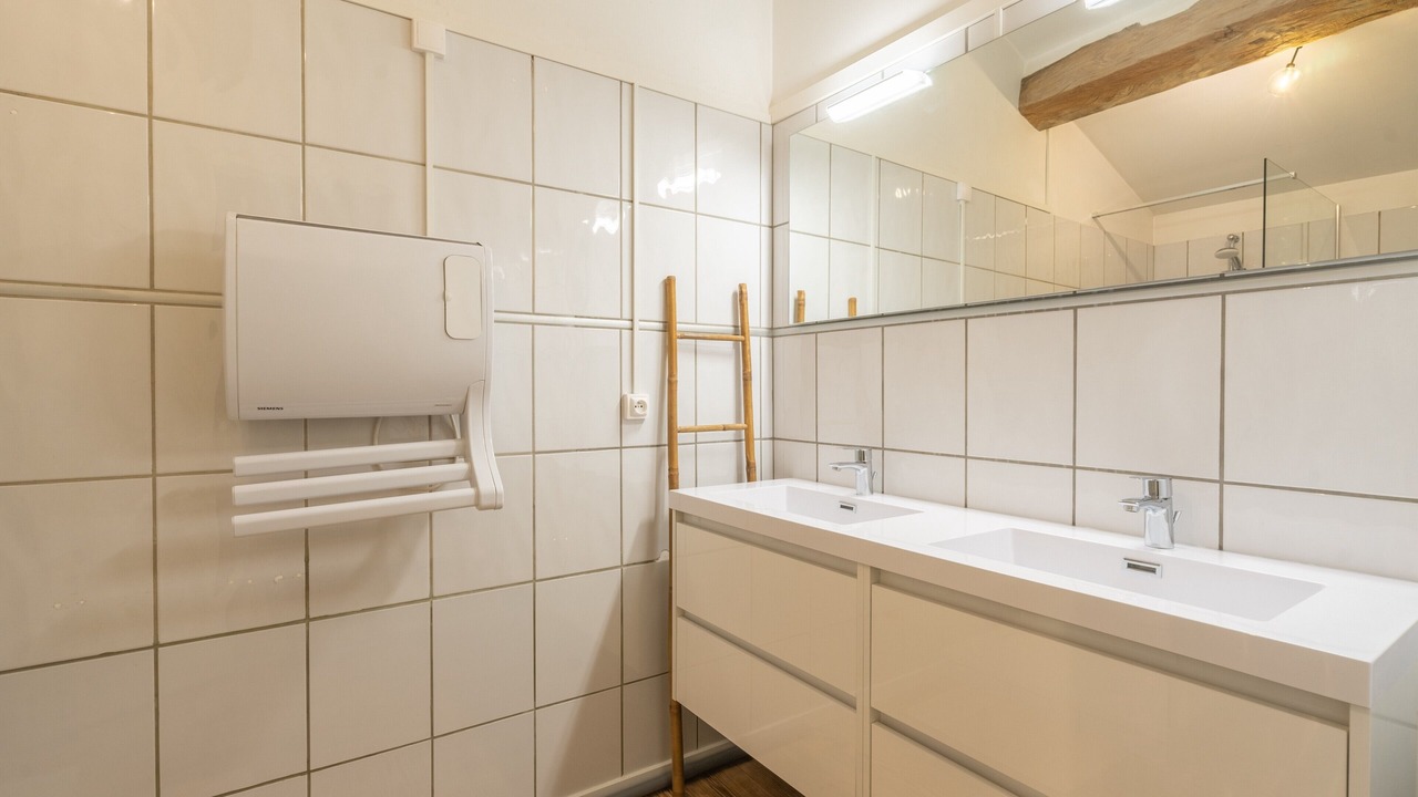 Photo of Bathroom in Cozes