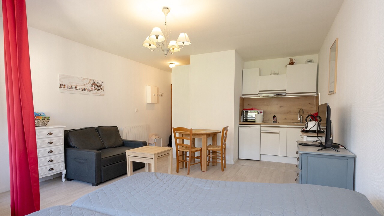Photo of Bedroom in Aix-les-Bains City Center