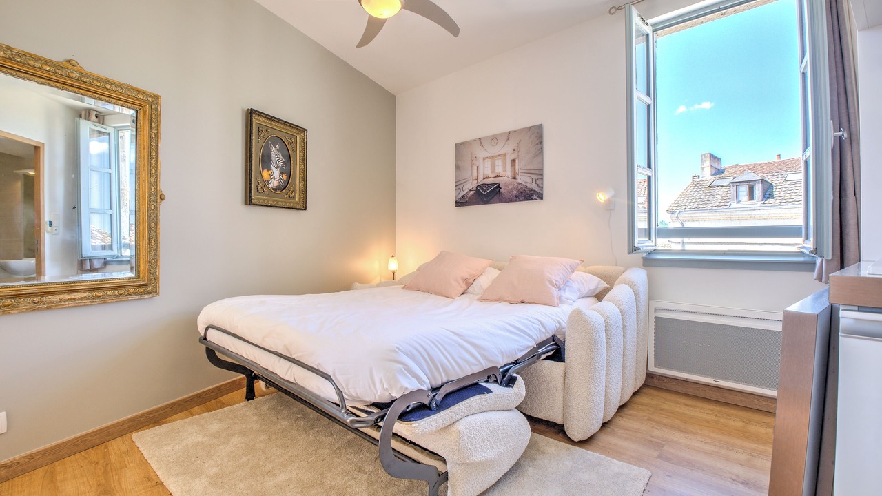 Photo of Bedroom in Perigueux