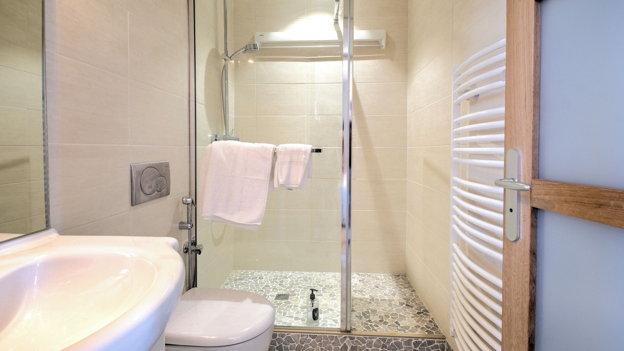Photo of Bathroom in Perigueux