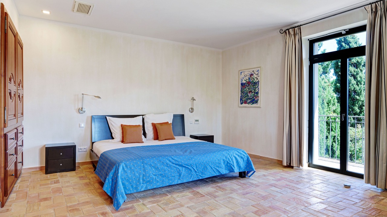 Photo of Bedroom in Saint-Tropez