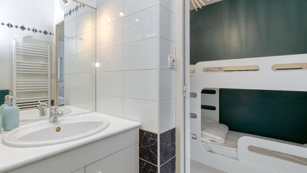 Photo of Bathroom in Pornichet