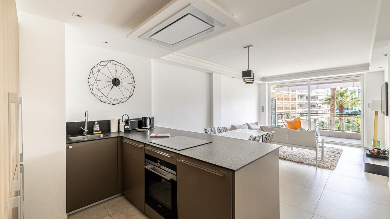 Photo of Kitchen in Cannes City Centre