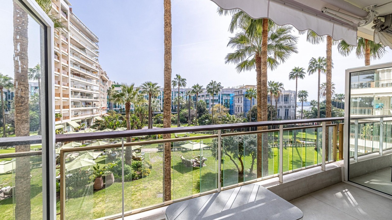 Photo of Outdoor in Cannes City Centre