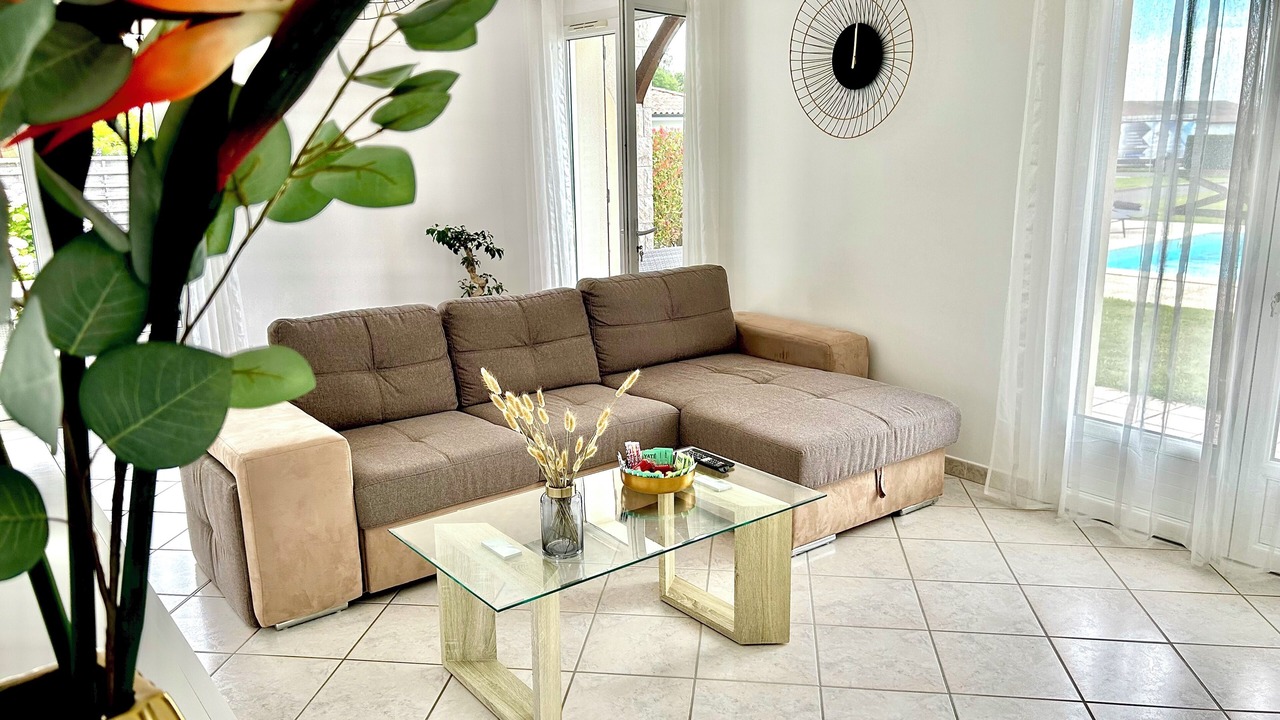 Photo of Livingroom in Saubrigues