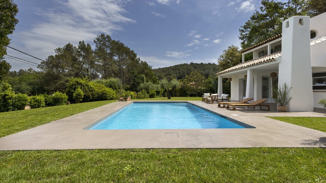 Photo of Outdoor in Les Maillans