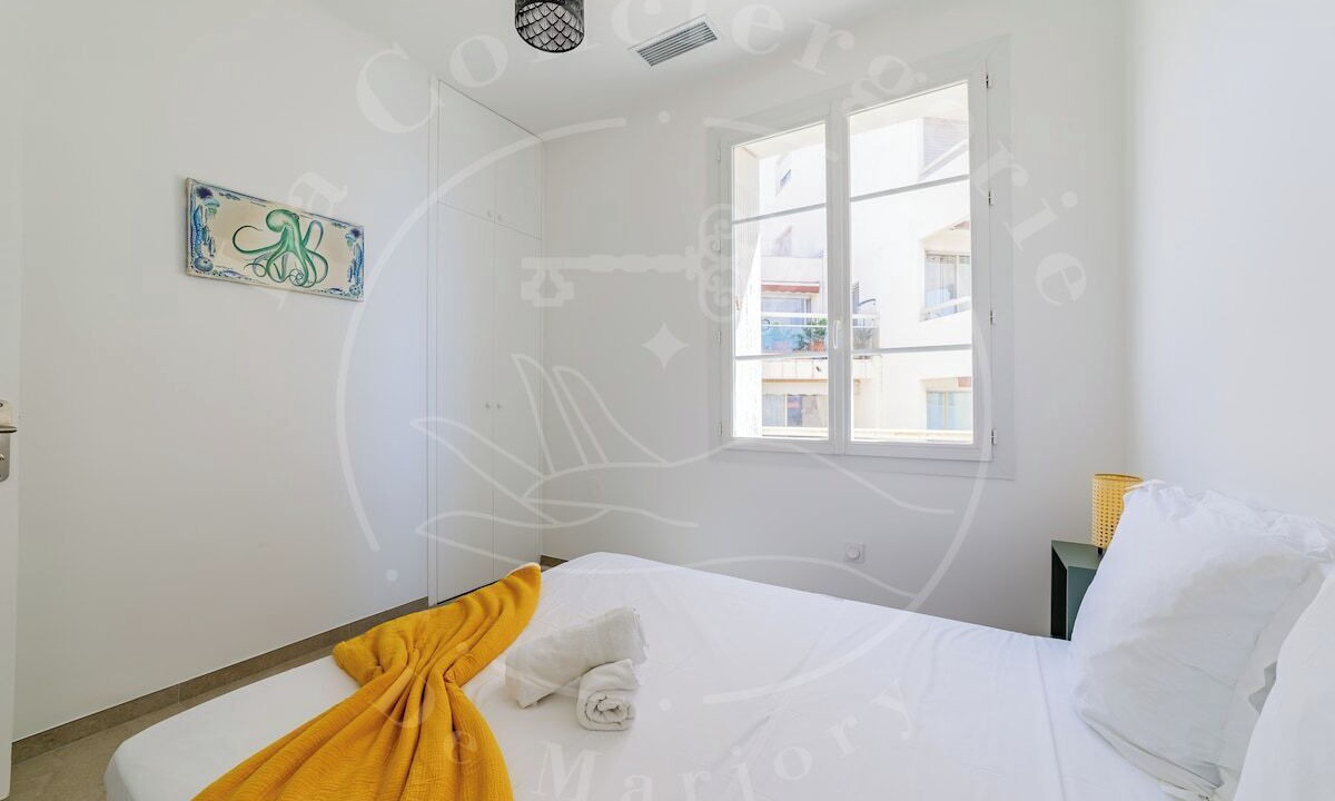 Photo of Bedroom in Le Mourillon