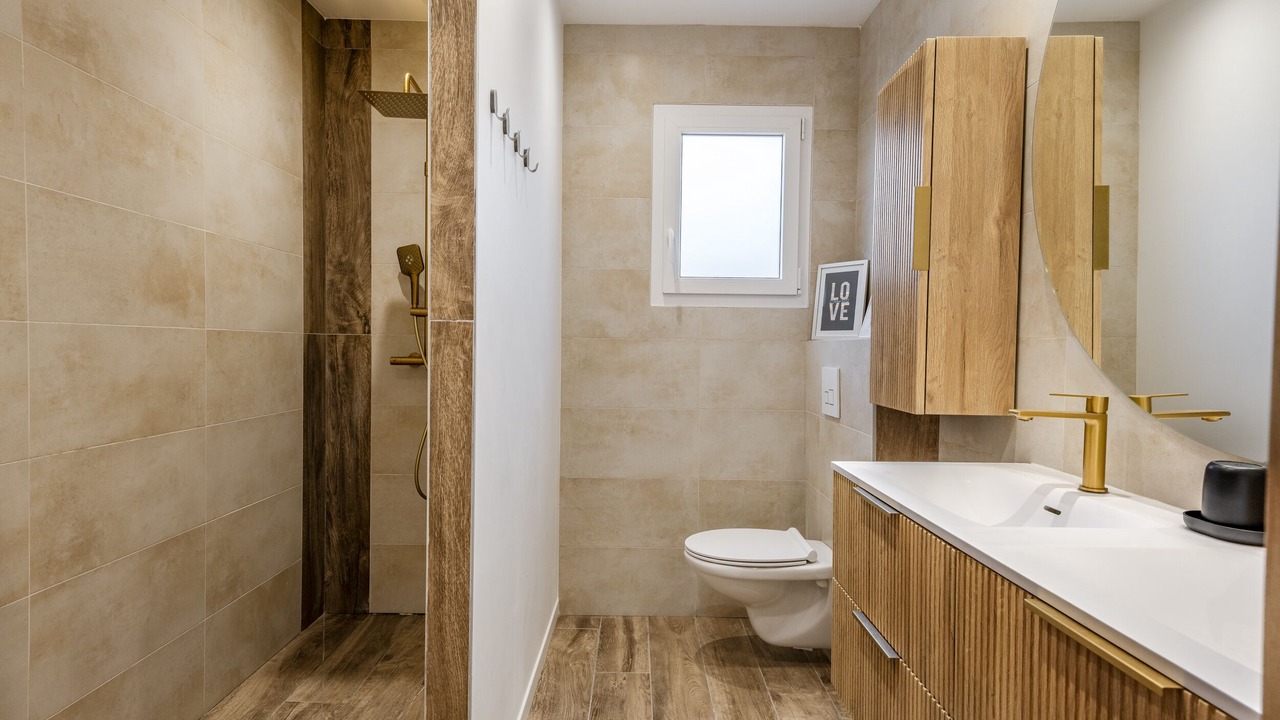 Photo of Bathroom in Preconil