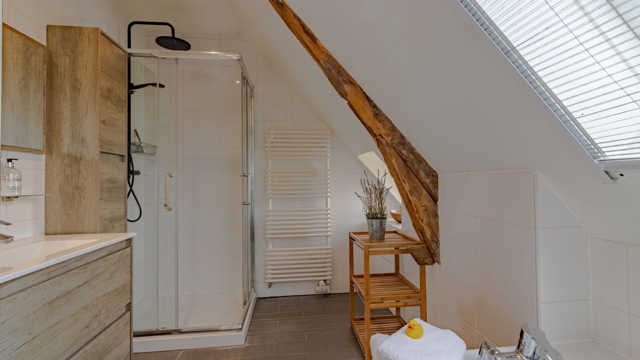 Photo of Bathroom in Jayac