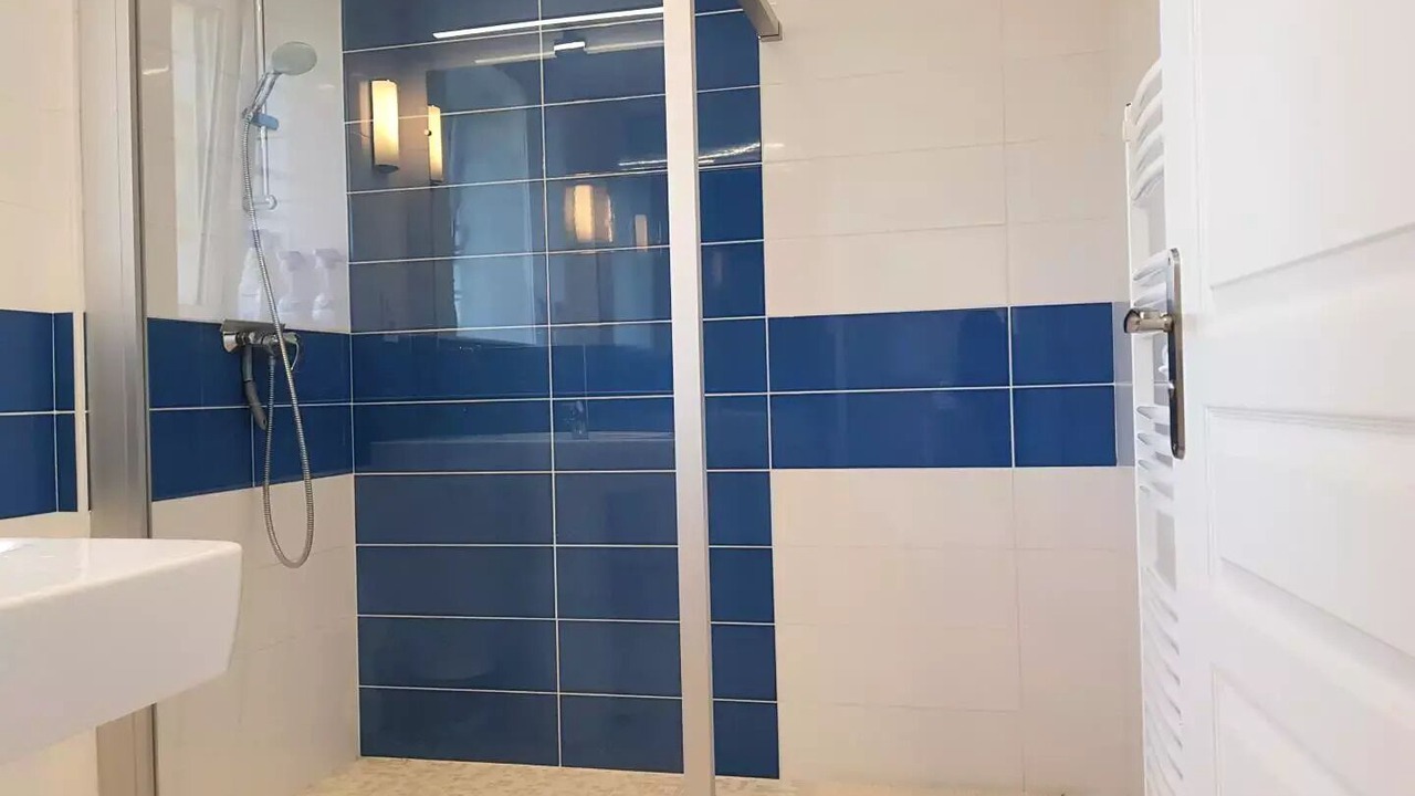 Photo of Bathroom in Estivals