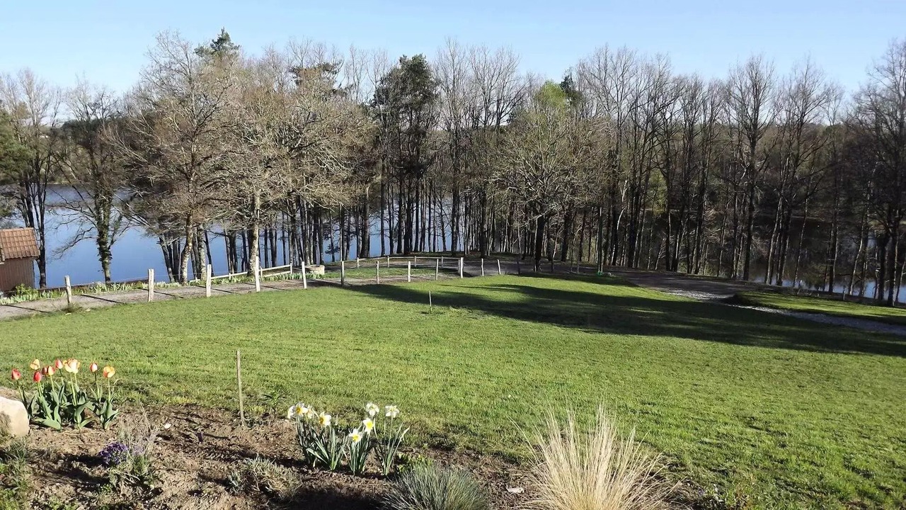 Photo of Outdoor in Servieres-le-Chateau