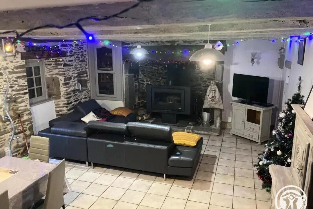 Photo of Livingroom in Saint-Merd-de-Lapleau