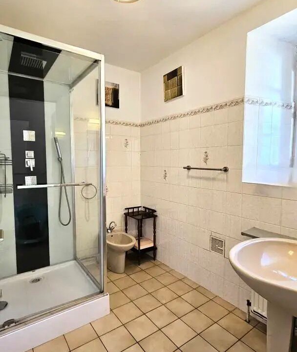 Photo of Bathroom in Saint-Merd-de-Lapleau