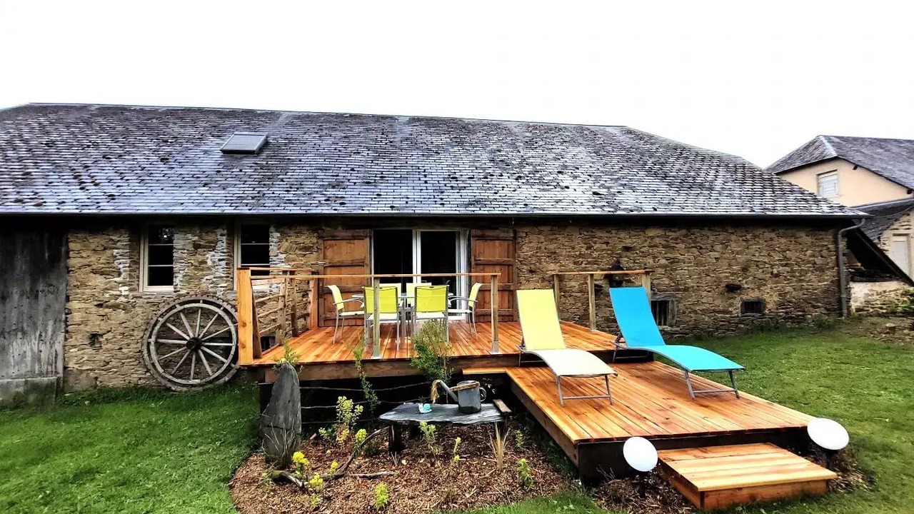 Photo of Patio Balcony in Condat-sur-Ganaveix