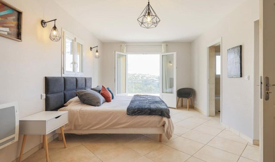 Photo of Bedroom in Nice