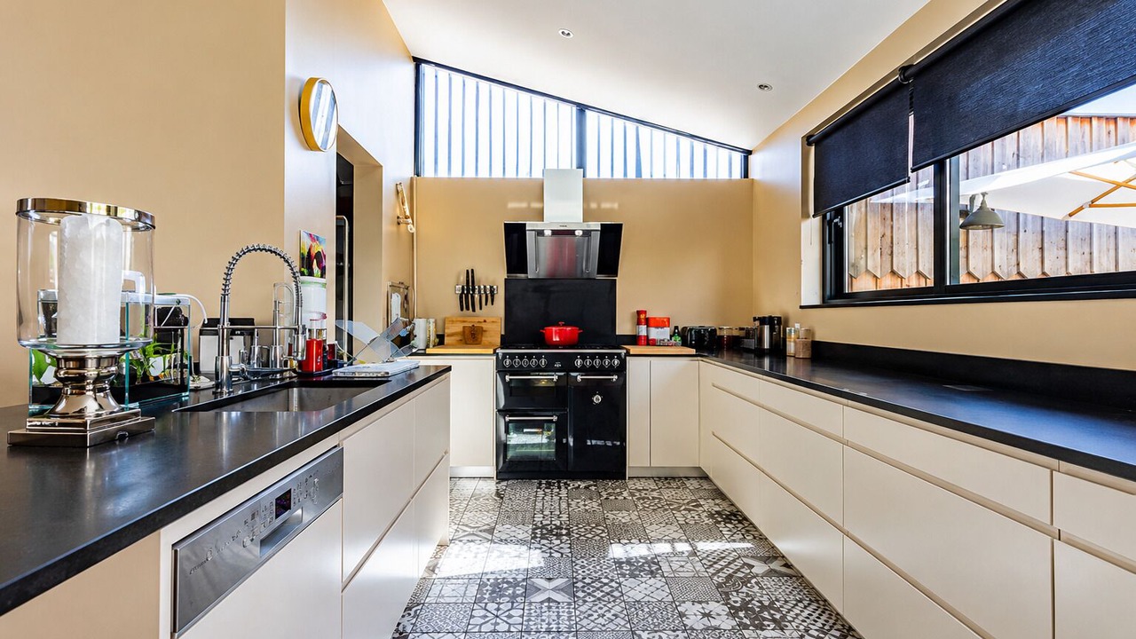 Photo of Kitchen in Bassins a Flot