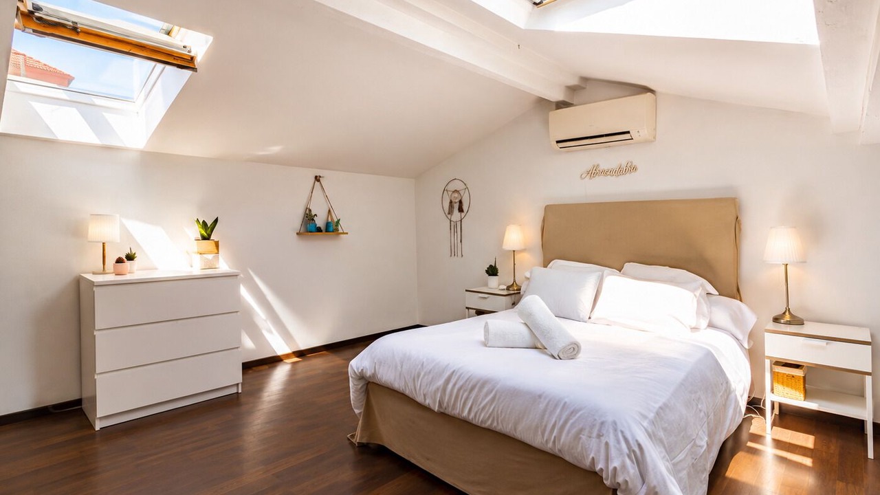 Photo of Bedroom in Bassins a Flot