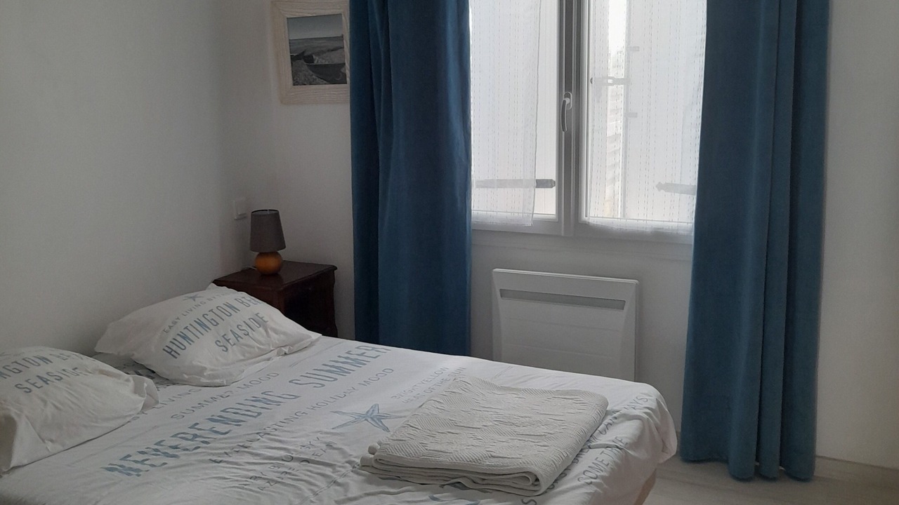 Photo of Bedroom in La Plaine-sur-Mer