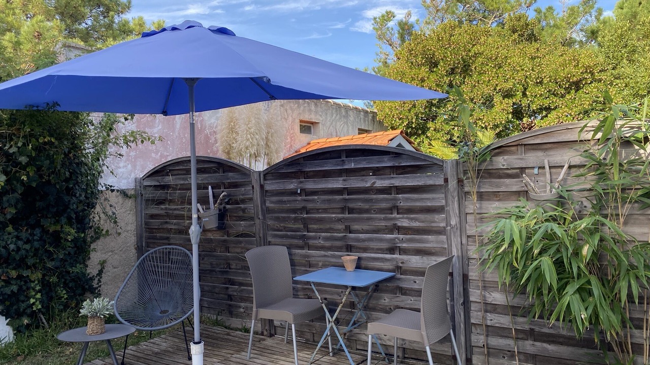 Photo of Outdoor in Domino